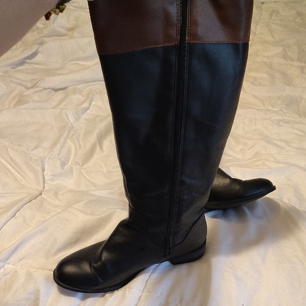 Black and Brown Riding Boots with Gold Buckles - Picture 2 of 4